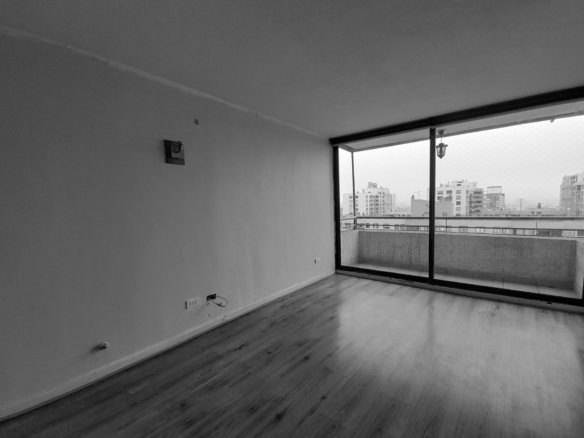 Departamento con Vista Despejada Oriente