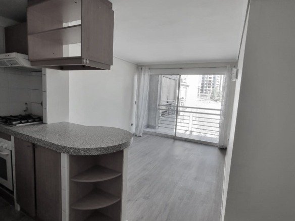 Departamento con Bodega Cerca del Metro Santa Isabel
